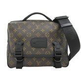 Like new Louis Vuitton Monogram Macassar LV Trail M46972 shoulder bag — Like New