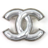 CHANEL B25C Coco Mark CC Logo Brooch, Silver, with Box, Made in Italy, Women's, Very Popular, Highly Recommended ◎ — Like New
