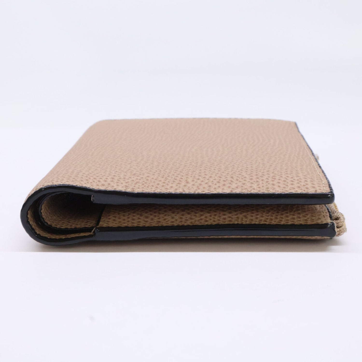 Valextra SGNL0008028LOCWF99MBC Bi-fold wallet with coin purse, 6 card slots, cashmere, for women.