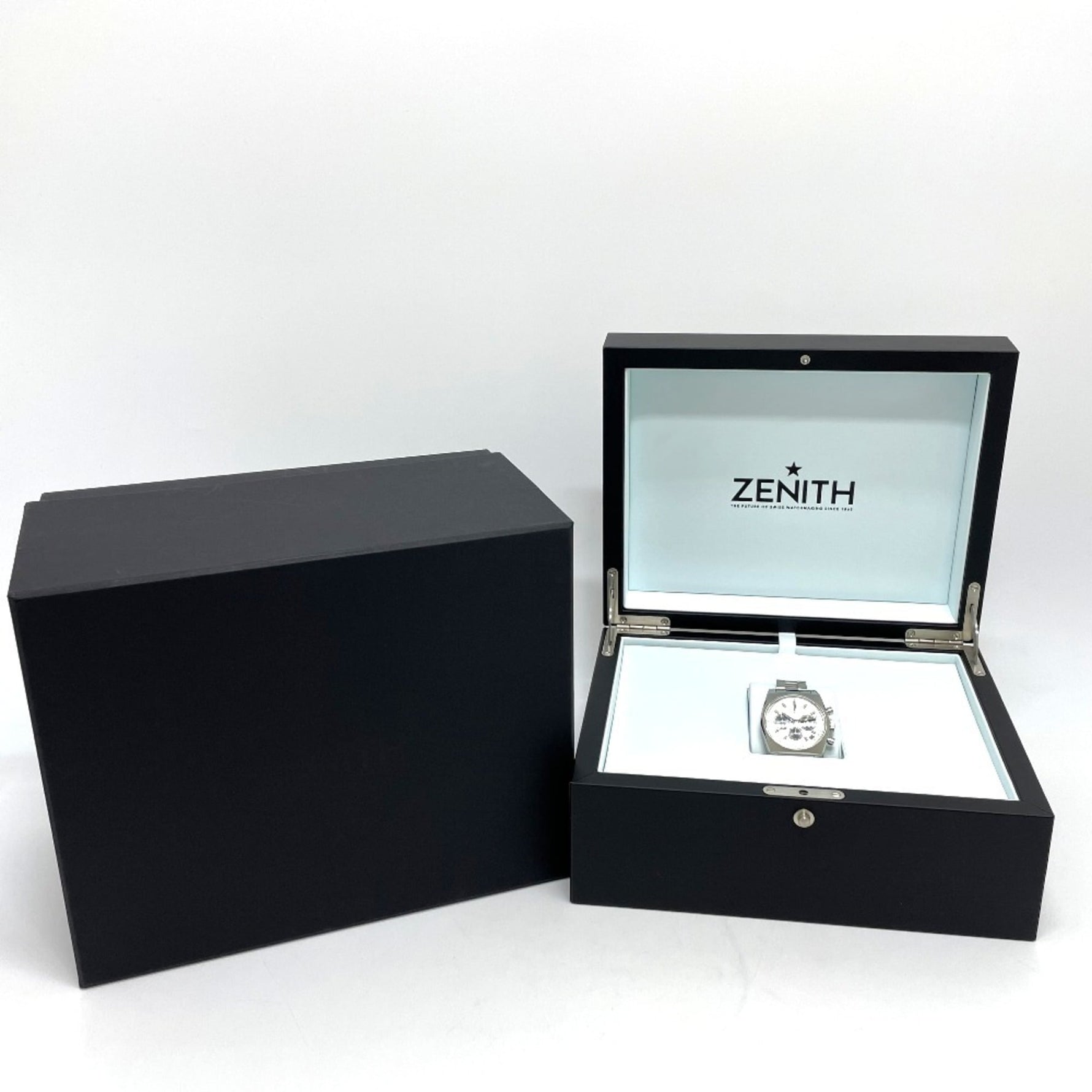 ZENITH 3.L384.400 Lupin the Third 2nd Edition Japan Limited 200 Pieces Revival A384 Chronomaster Watch Stainless Steel Men's Silver