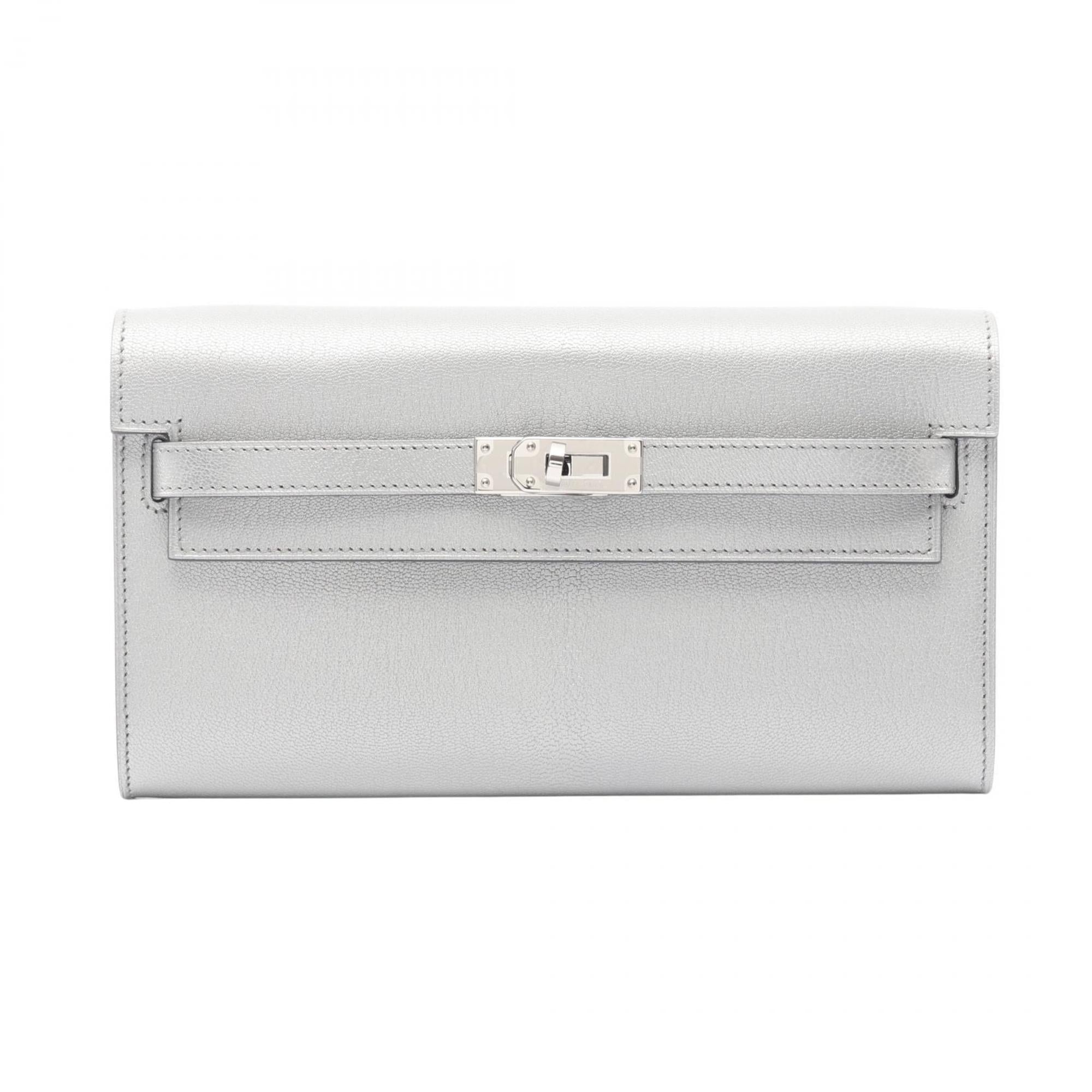 Hermes Hermès Kelly To Go Shoulder Bag in Leather, Chevre Shamquila, Silver, Argent — New - Store Return