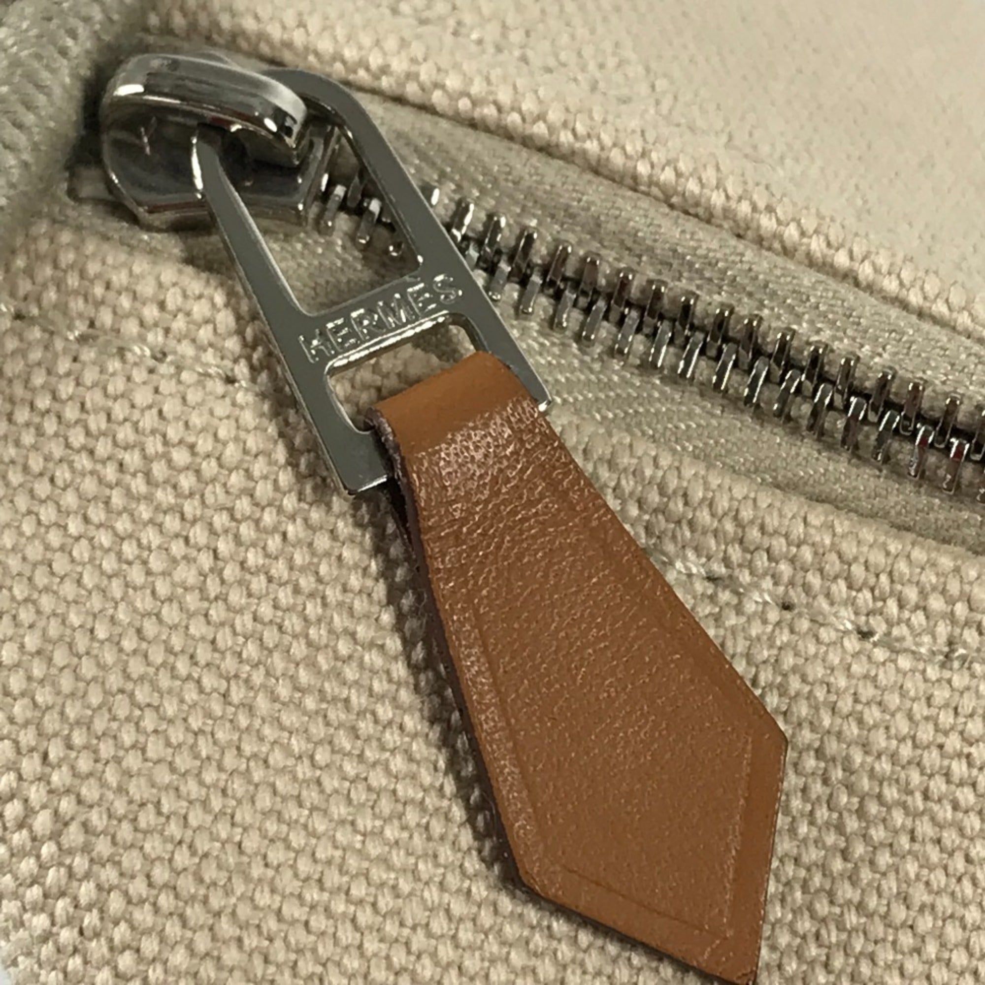 HERMES Brid a Black GM Bag, Pouch, Vanity Bag with H Logo, Cotton Handbag, Men's/Women's, Beige — Like New