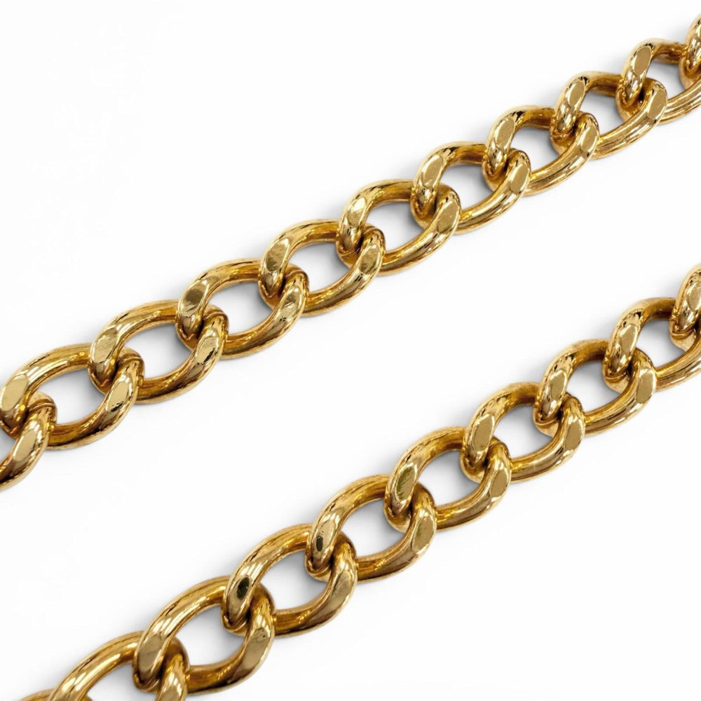 CHANEL Vintage 96A Coco Mark Turnlock Necklace, Gold, Made in France, Women's, with Box — Like New
