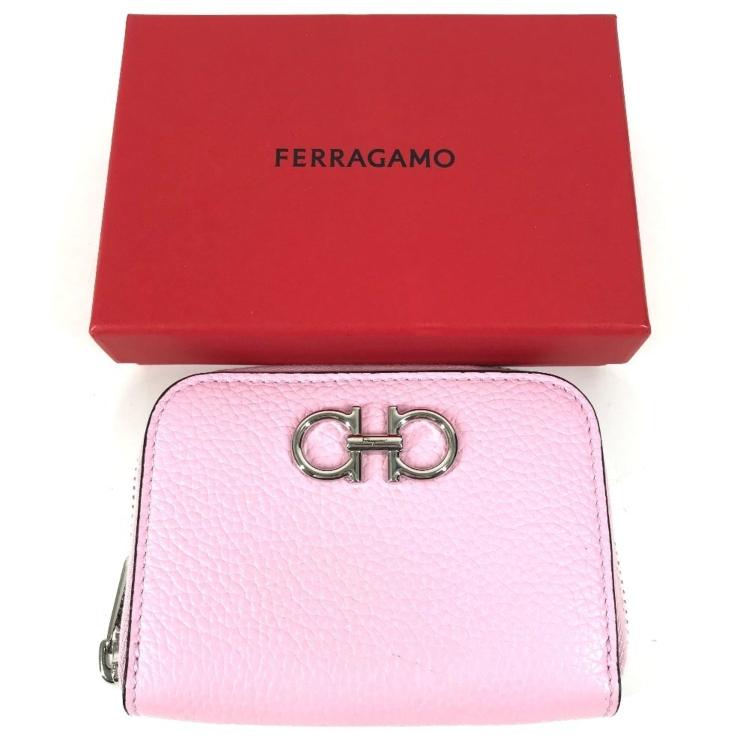 Salvatore Ferragamo coin purse, Gancini logo, compact wallet, round zipper, leather, men's/women's, pink, like new.