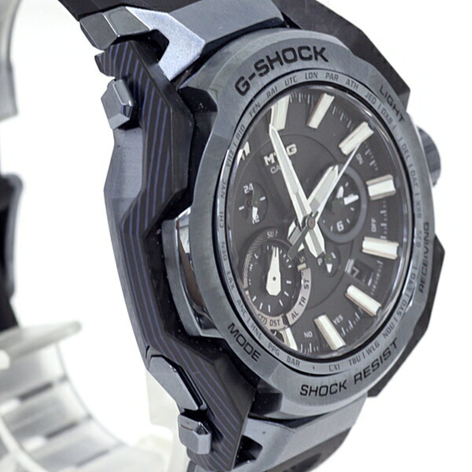 Casio G-Shock MTG-B4000B-1A2JF Solar Radio-Controlled Men's Watch with Black Dial — Very Good