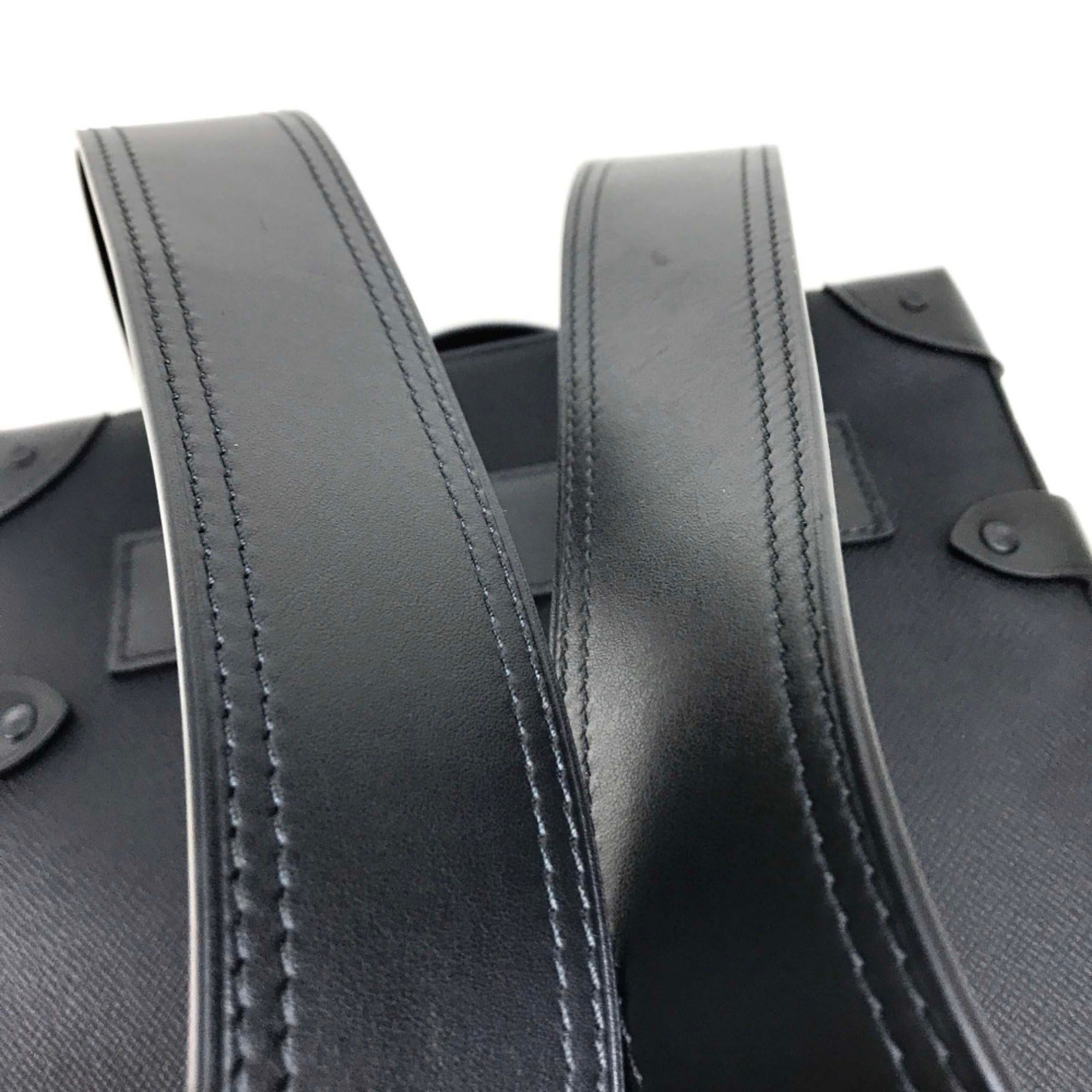Louis Vuitton M30337 taiga rainbow Backpack Black — Like New